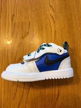 Nike Jordan 1 Low Alt SE Toddler Shoes
